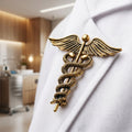 Broche Caducée Médicale Vintage – Cadeau Médecin & Infirmière